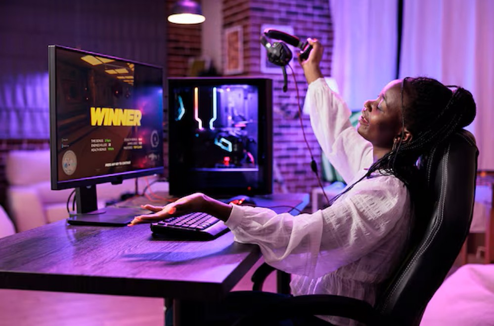 The Rise and Fall of Digital Gameplay: When Is the Best Time to Play