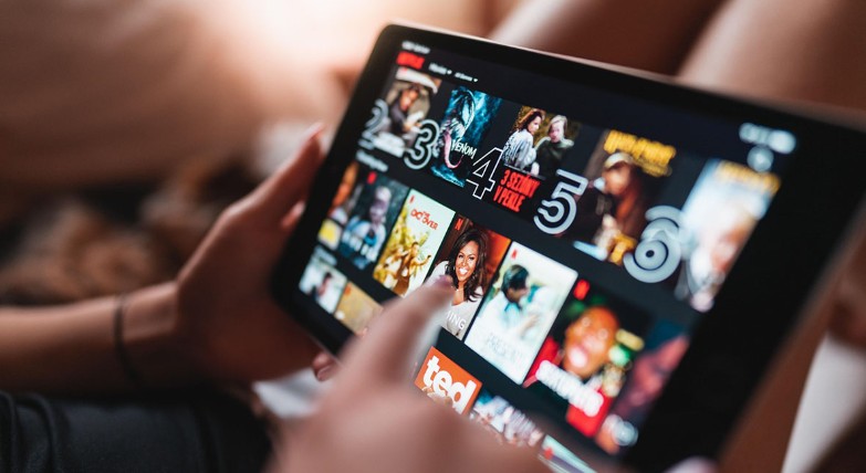 How Online Entertainment Fits Into Digital Life